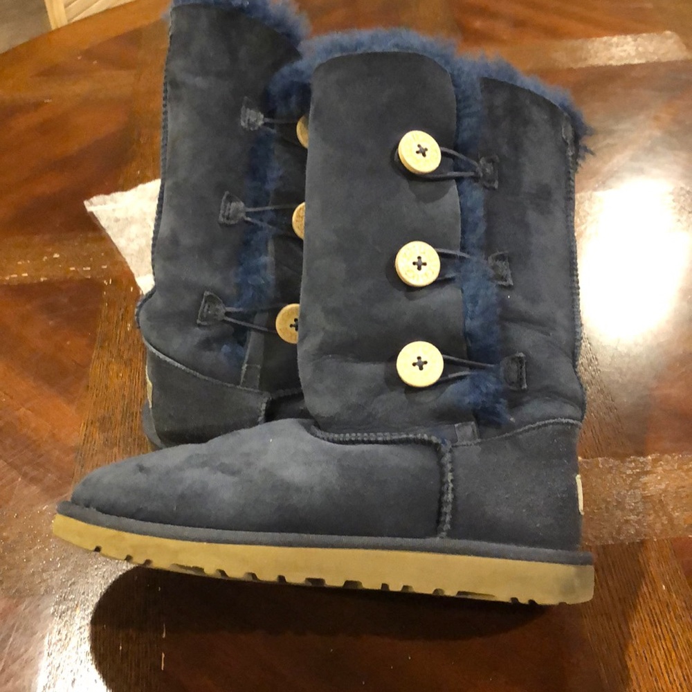 Women’s UGGS